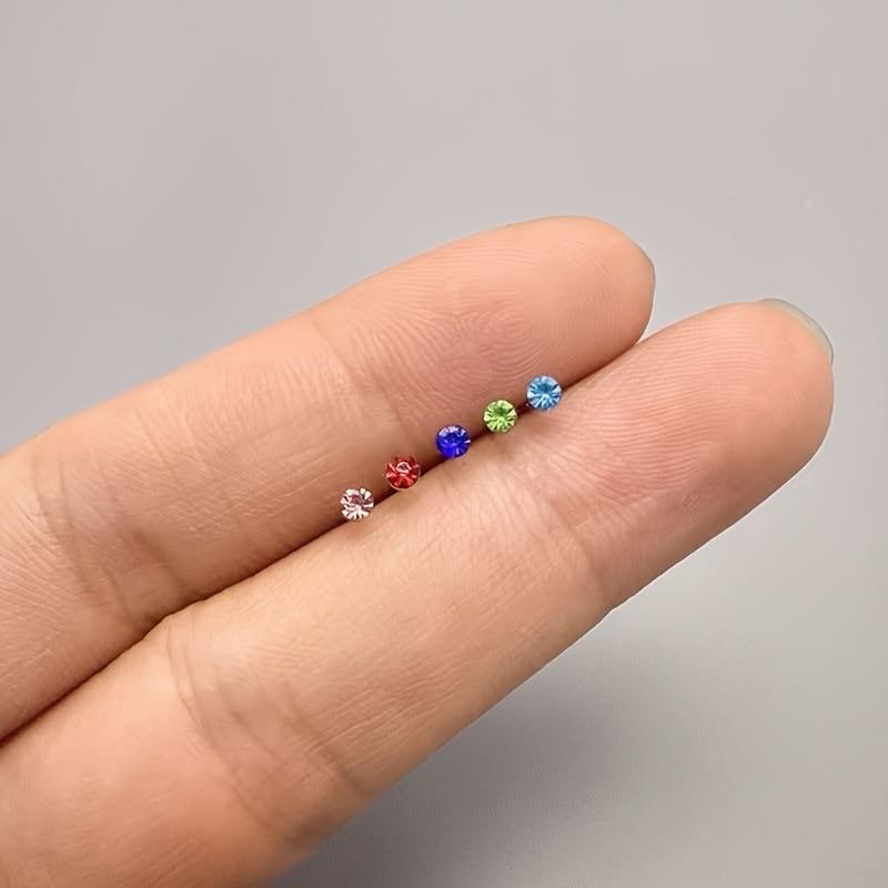 8pcs 6-Prong 3mm Colored Stud Earrings, Random Colors